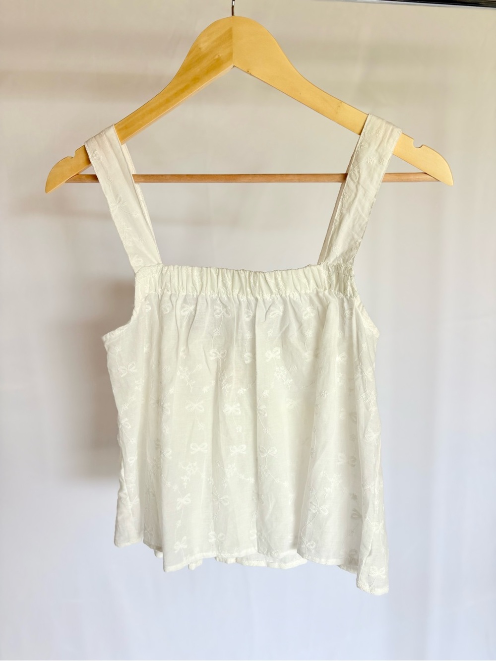 Passport White Embroidered Square-Neck Tank Top